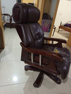 Boss chair