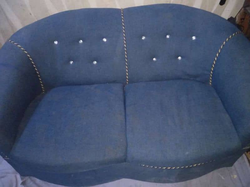 The chic Blue 2 Seater Sofa Set 1