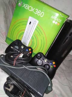 Xbox 360 Jtag with 2 wireless controllers and 100+ best games