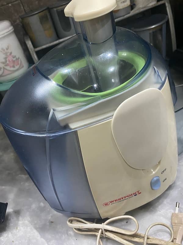 Westpoint juicer 2