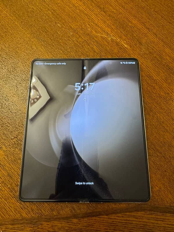 Samsung galaxy z fold 5 cream colour 1