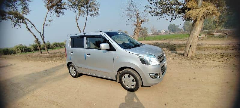 Suzuki Wagon R 2017 1