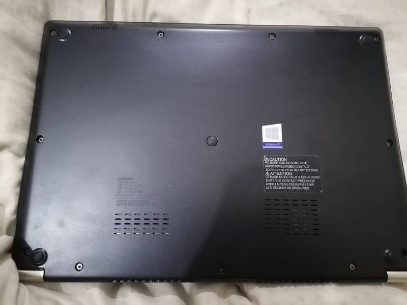 Toshiaba dynabook i5 8th gen 6