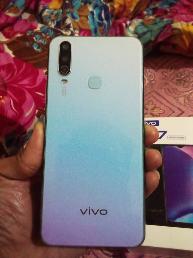 Vivo Y17 7