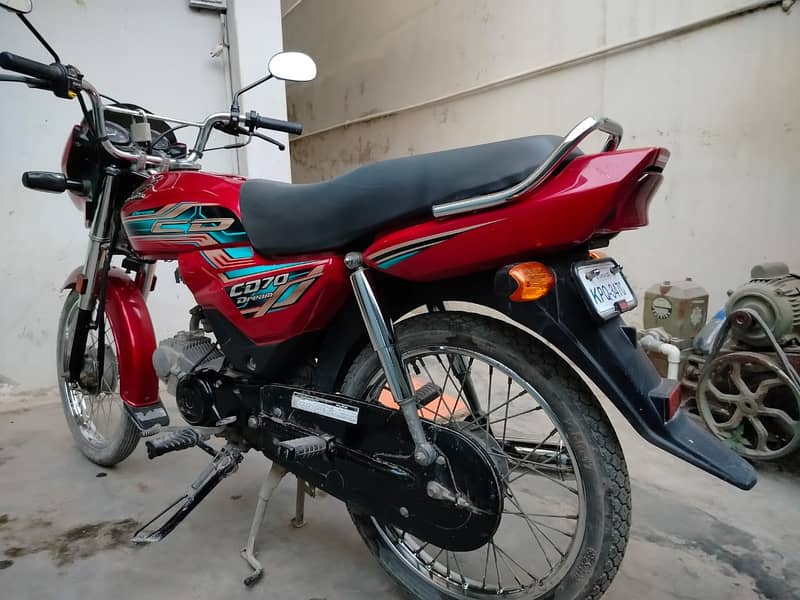 Honda CD 70 Dream 2022 6