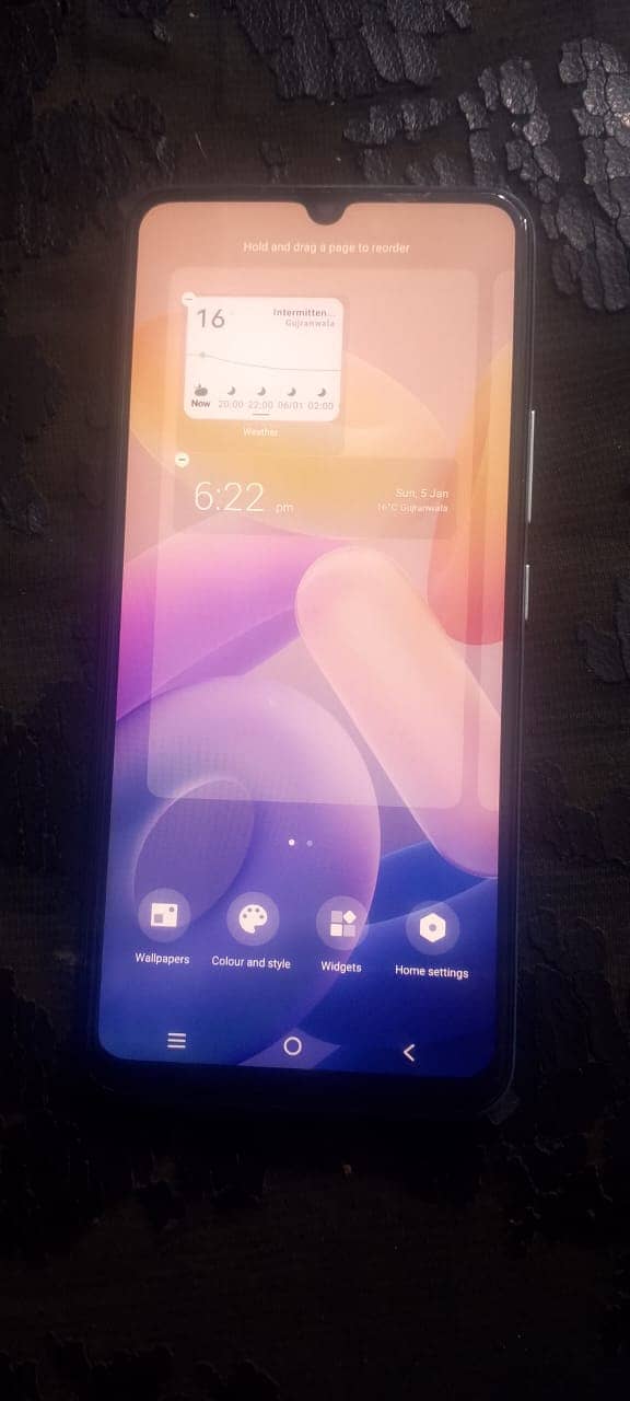 Vivo y55 official pta aproved 8/128 3