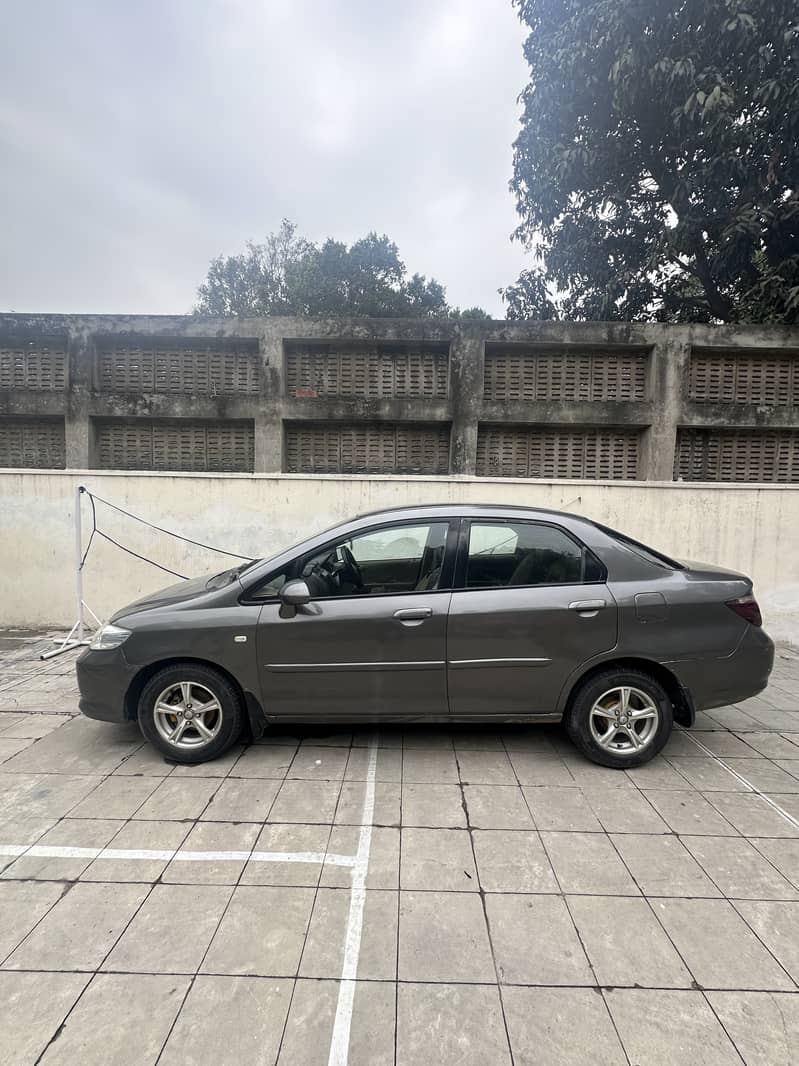 Honda City IDSI 2006 dark grey color new tyre all fit 1