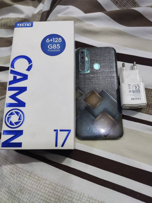 Tecno camon 17 6/128 with box and original charger 0