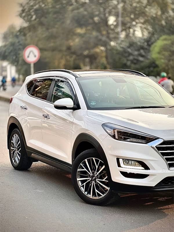 Hyundai Tucson 2022 October 2