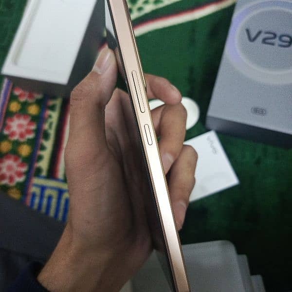 Slightly Used Vivo V29e. . . . Absolutely new in condition 16