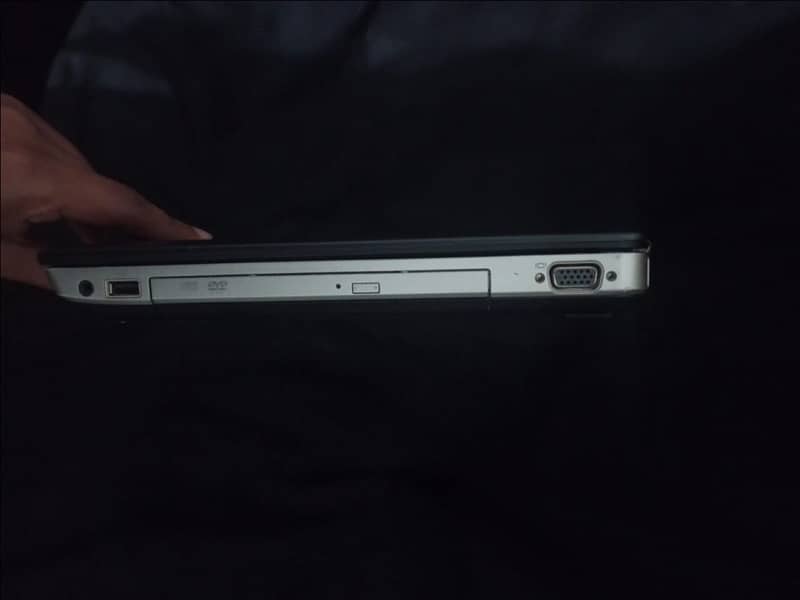 Dell Latitude E5530 6