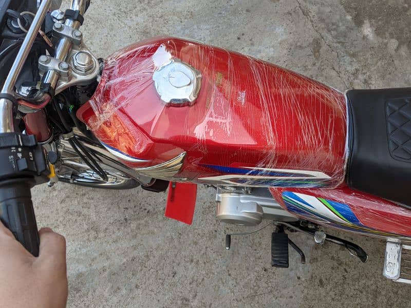 Honda cg125 for sale in New condition 4