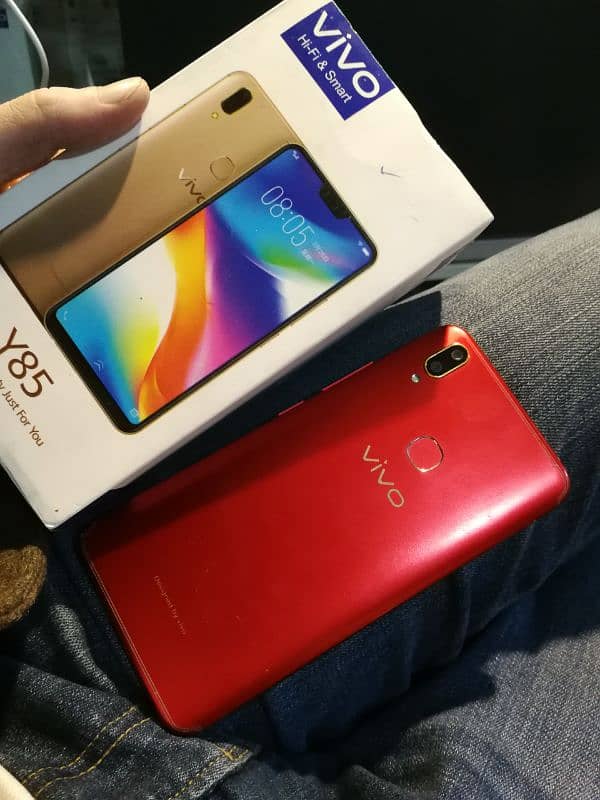 Vivo Y85 box pack 4/64 pta approved 3 colors stock available 4