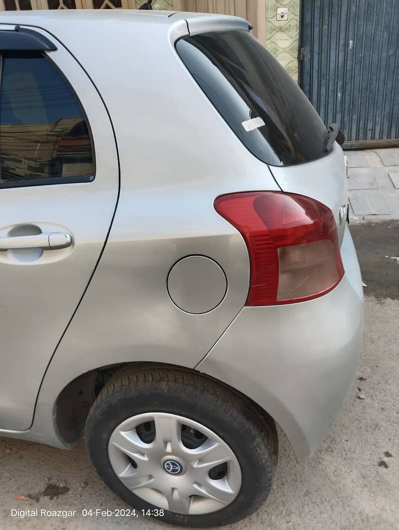 Toyota Vitz 2005 5