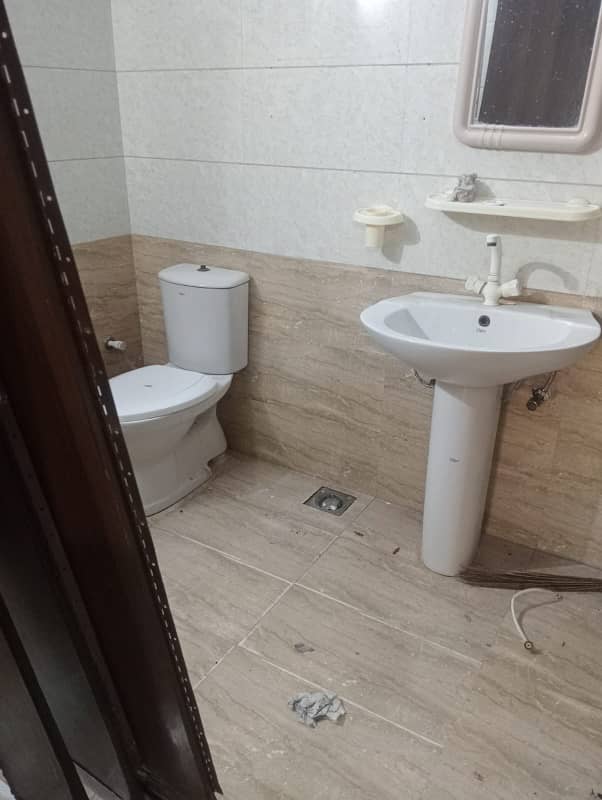 Brand 3 Bed DD flat 4rth floor with lift in DHA phase 6 rahat commr 3