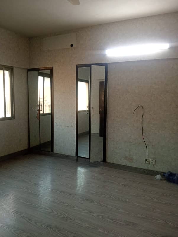 Brand 3 Bed DD flat 4rth floor with lift in DHA phase 6 rahat commr 6