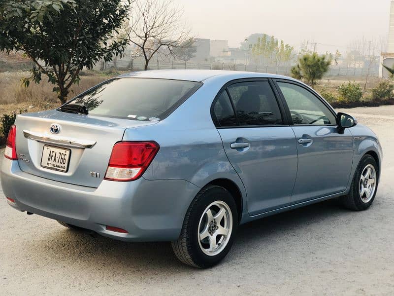 Toyota Corolla Axio 2014 9