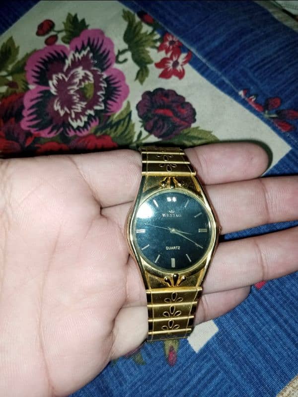 Mens Golden Watch 2