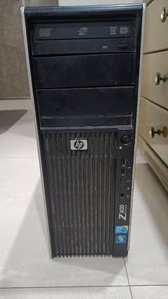 HP Z400 Workstation in 9/10 Condition