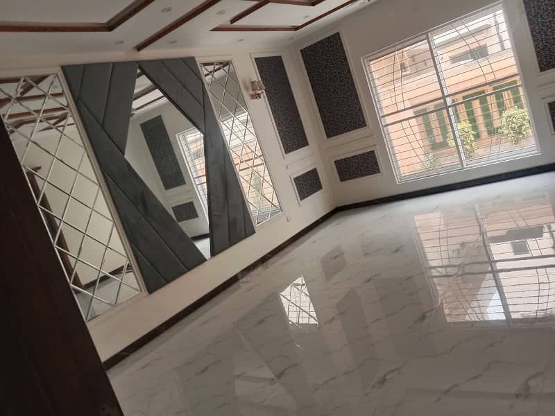 UPPER PORTION 3 BEDROOM TILE FLOOR AVAILABLE 8