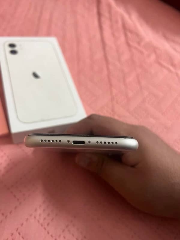 IPHONE 11 PTA APPROVED DUAL SIM 3