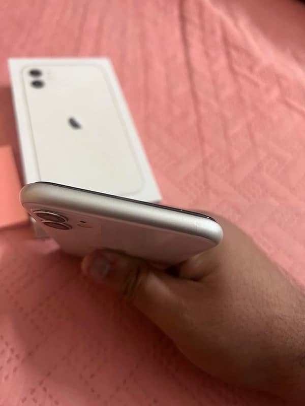 IPHONE 11 PTA APPROVED DUAL SIM 4