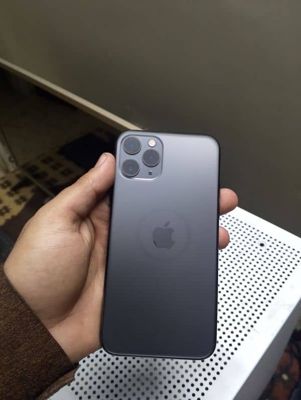 iphone 11 pro 3