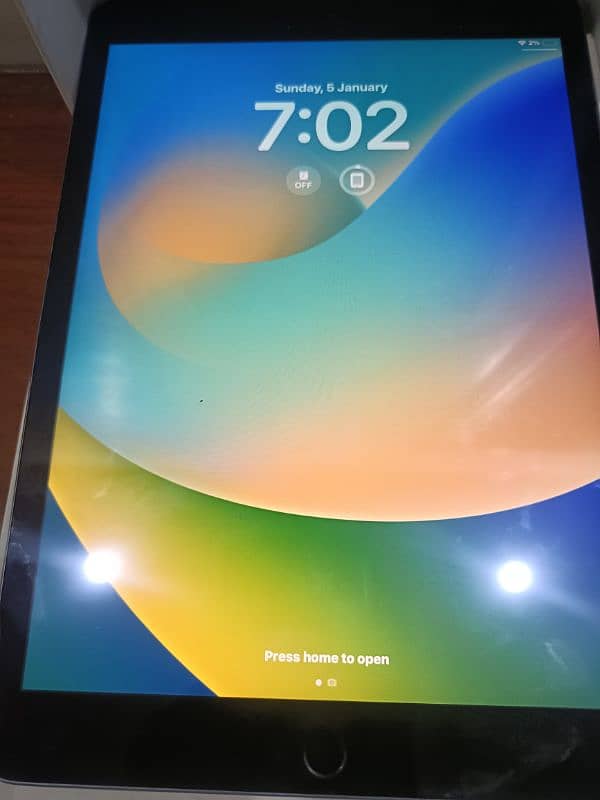 Condition 10/9 ipad 7 generation 32 gb 0