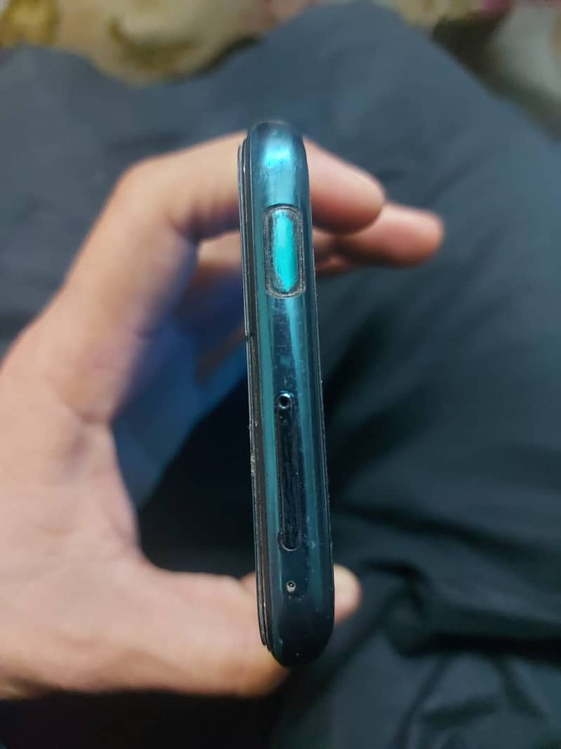 HUAWEI Y9 PRIME 4