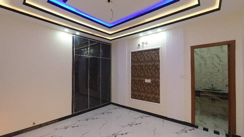 5.38 Marla Luxury House For Sale In Bismillah Housing Society GT Road Manawan Lahore. 14