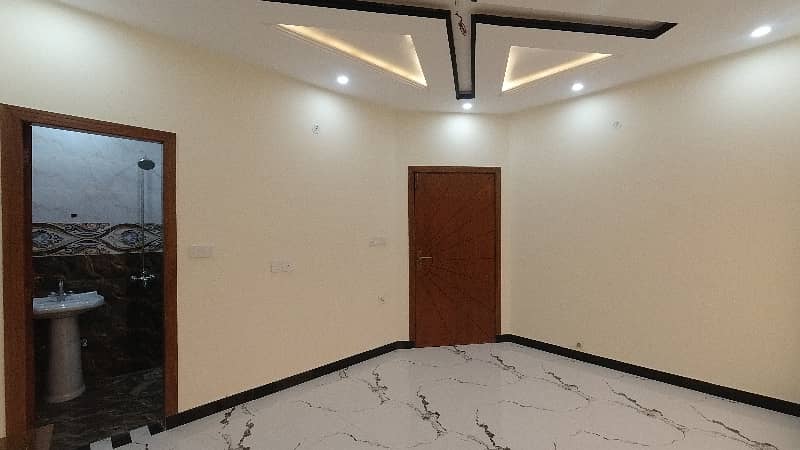 5.38 Marla Luxury House For Sale In Bismillah Housing Society GT Road Manawan Lahore. 18