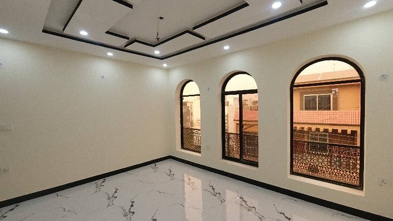 5.38 Marla Luxury House For Sale In Bismillah Housing Society GT Road Manawan Lahore. 27