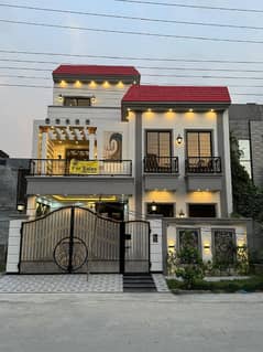 7.5 Luxury House For Sale