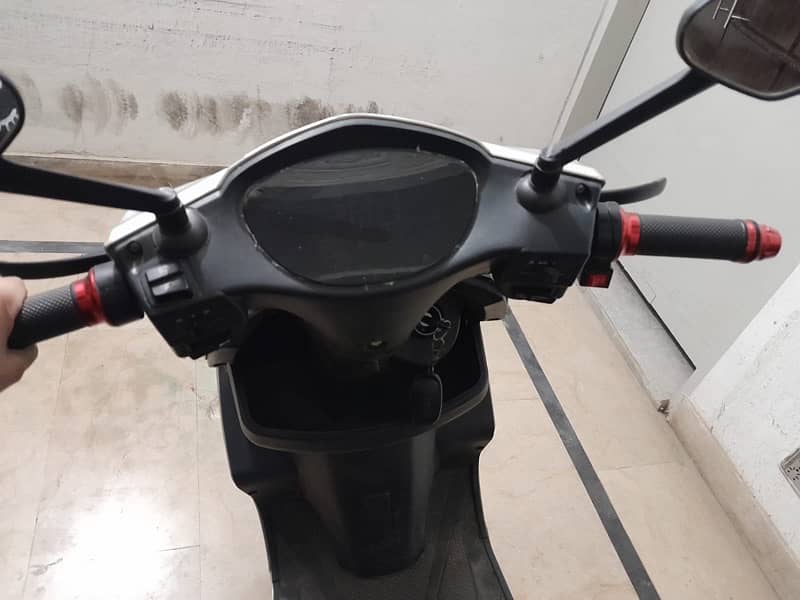 JY FUTURE Mehran-E-Bike n 10/10, with helmet 7