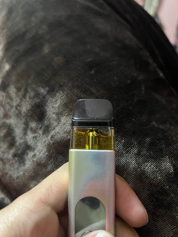 Vaporesso Xros 4 Vape Kit- 2ml Pod 2