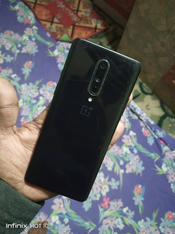 One plus 8 10/10 condition 2