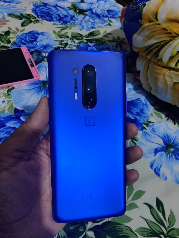 OnePlus 8 pro, 12/256, dual sim approved. 0