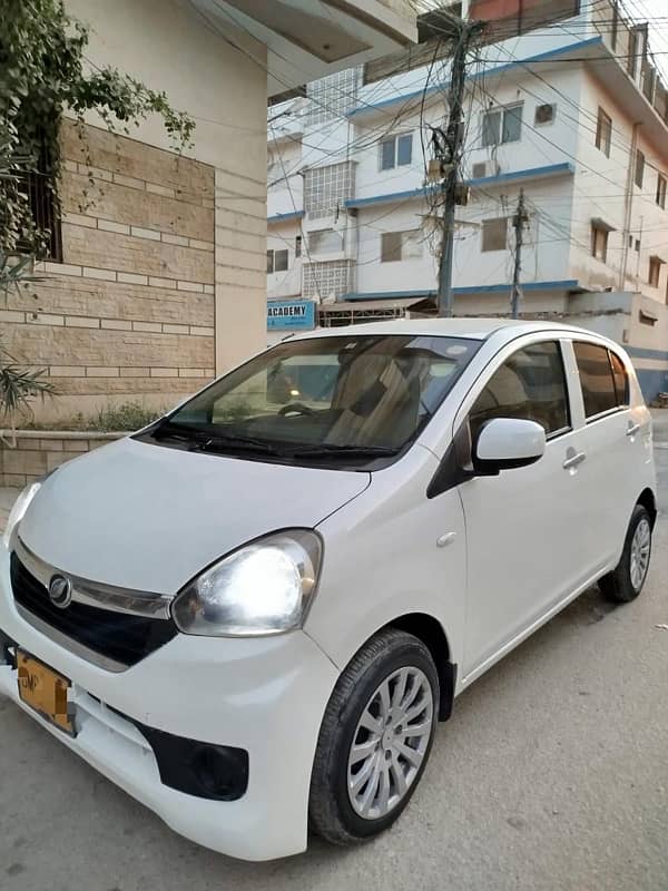 Daihatsu Mira 2015 0