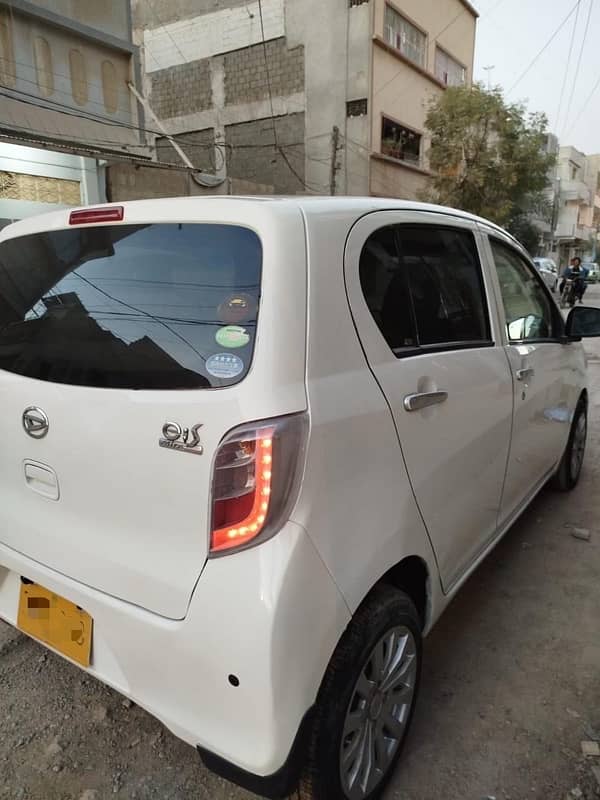 Daihatsu Mira 2015 3