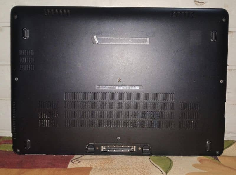 Dell Latitude E7470 Touch Screen 4