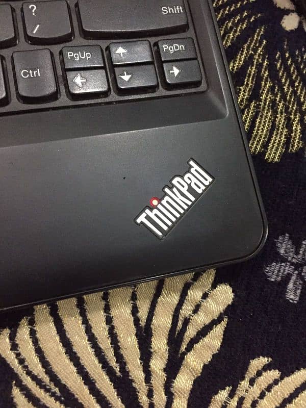 Lenovo laptop thinkpad urgent sell 9