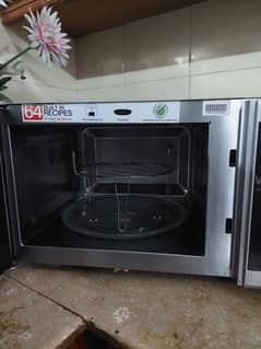 Microwave oven grill and convention