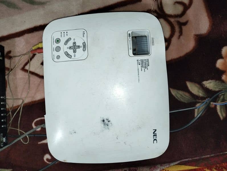 original NEC PROJECTOR FOR SALE urgent 3