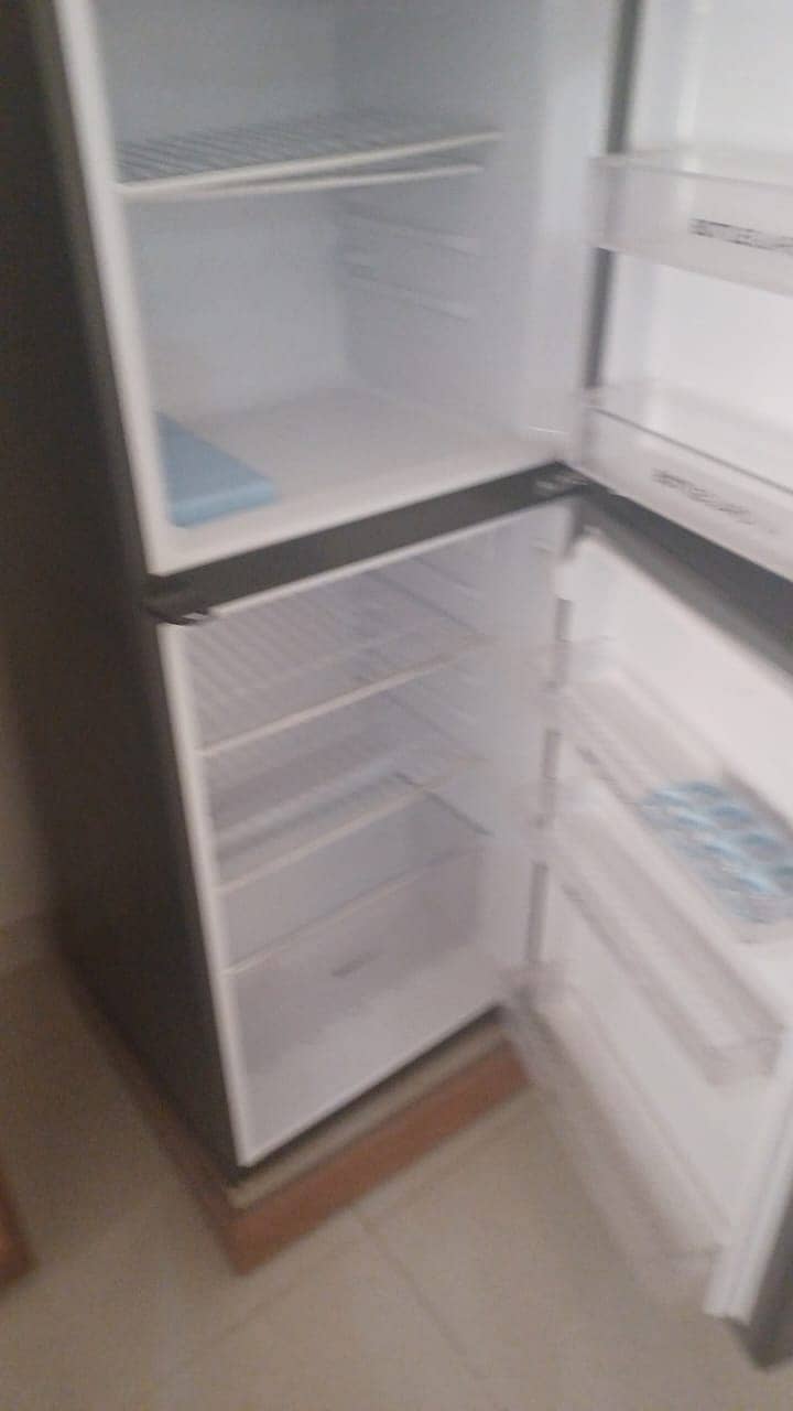 Haier fridge - very good condition 0