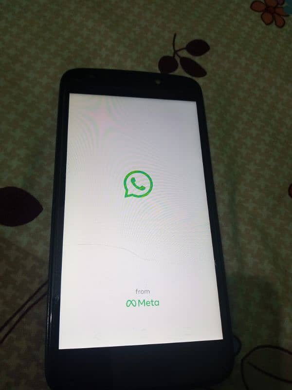 moto E4 for sale working condition 3