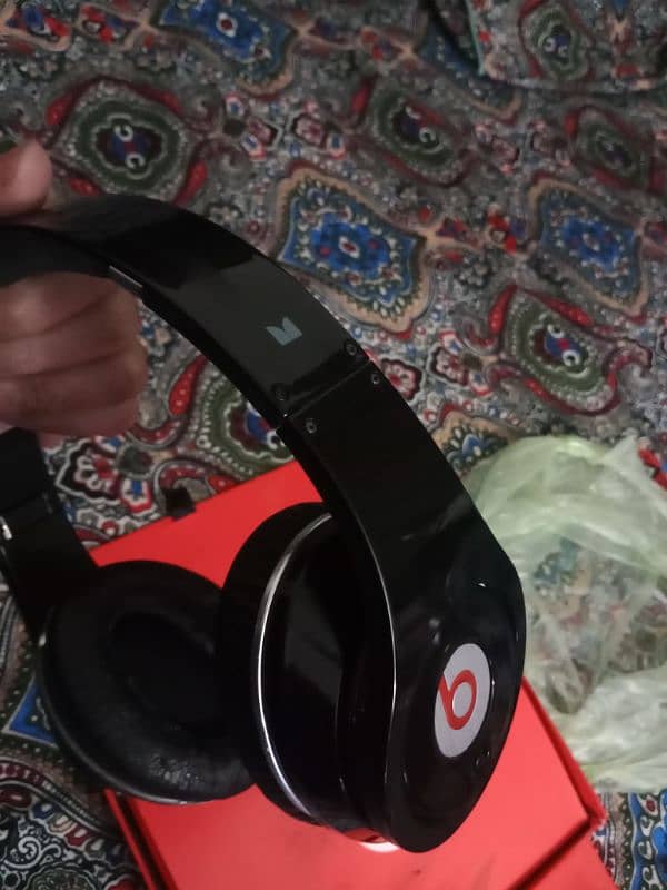 Beats by Dr Dre Monster 10