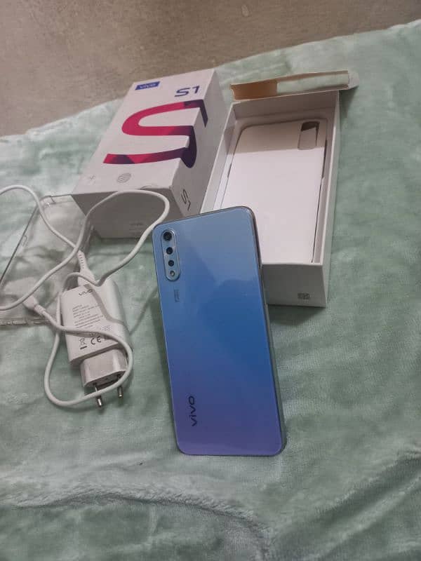 Vivo S1 0