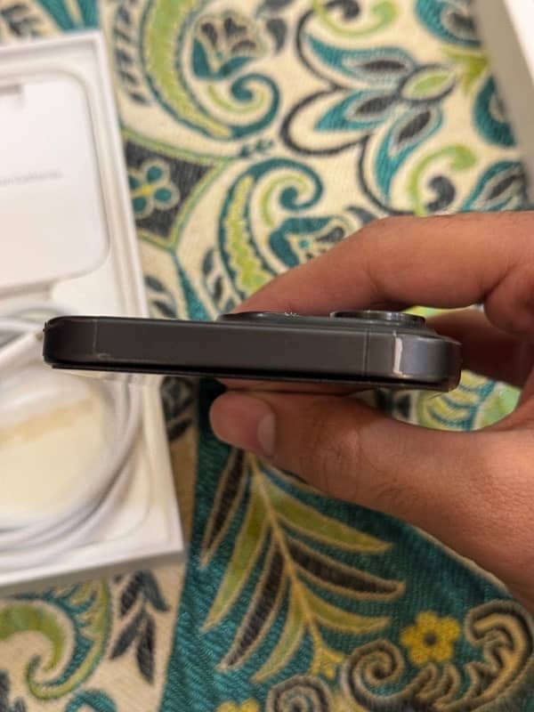 iphone 15 pro 256gb JV physical+e-sim Battery health 99% 2