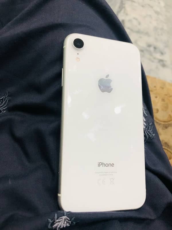 I phone Xr hai total original hai water pack hai 0