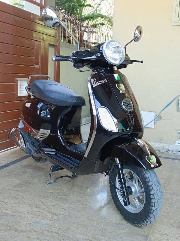 New Asia Ramza 100cc Petrol Black Islamabad Registered almost New 0